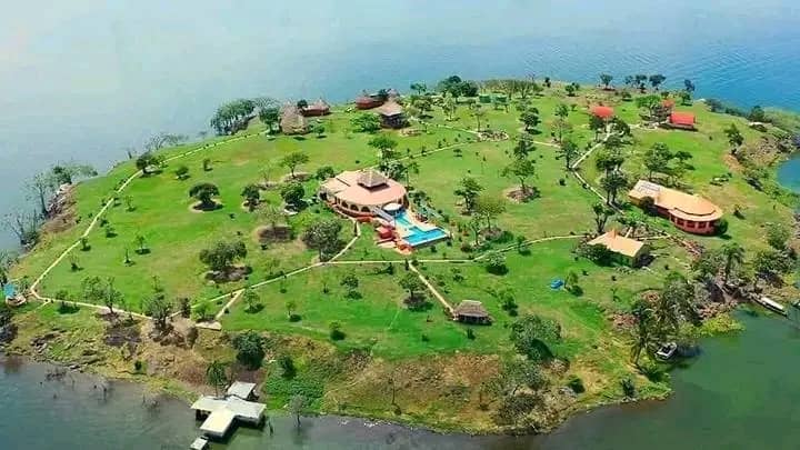 Private Resort Island in Jinja (Source of the Nile) located in Lake Victoria, Jinja (Source of the Nile) - Sarah Sanctuary Homes